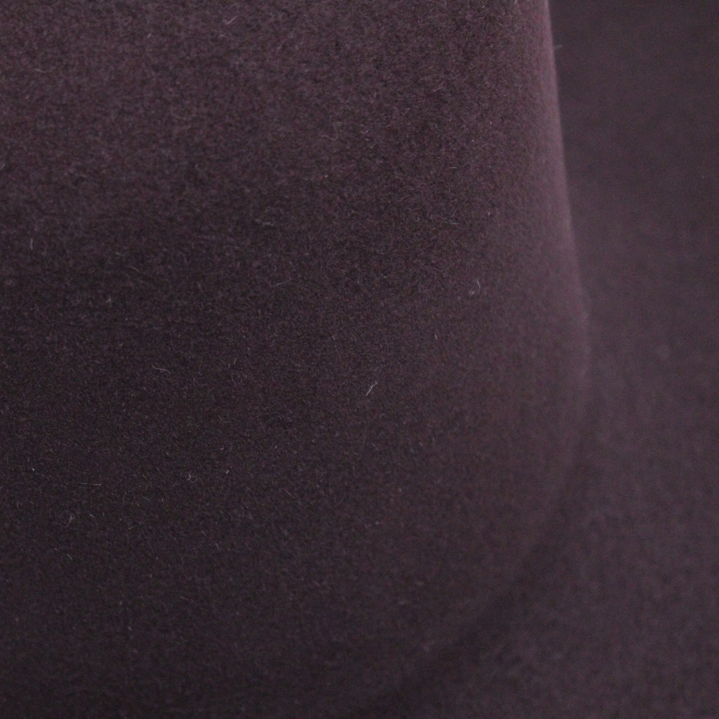 FEPSA - Rabbit Fur Felt - 4X | 210g | Blackcherry - CLOSE UP