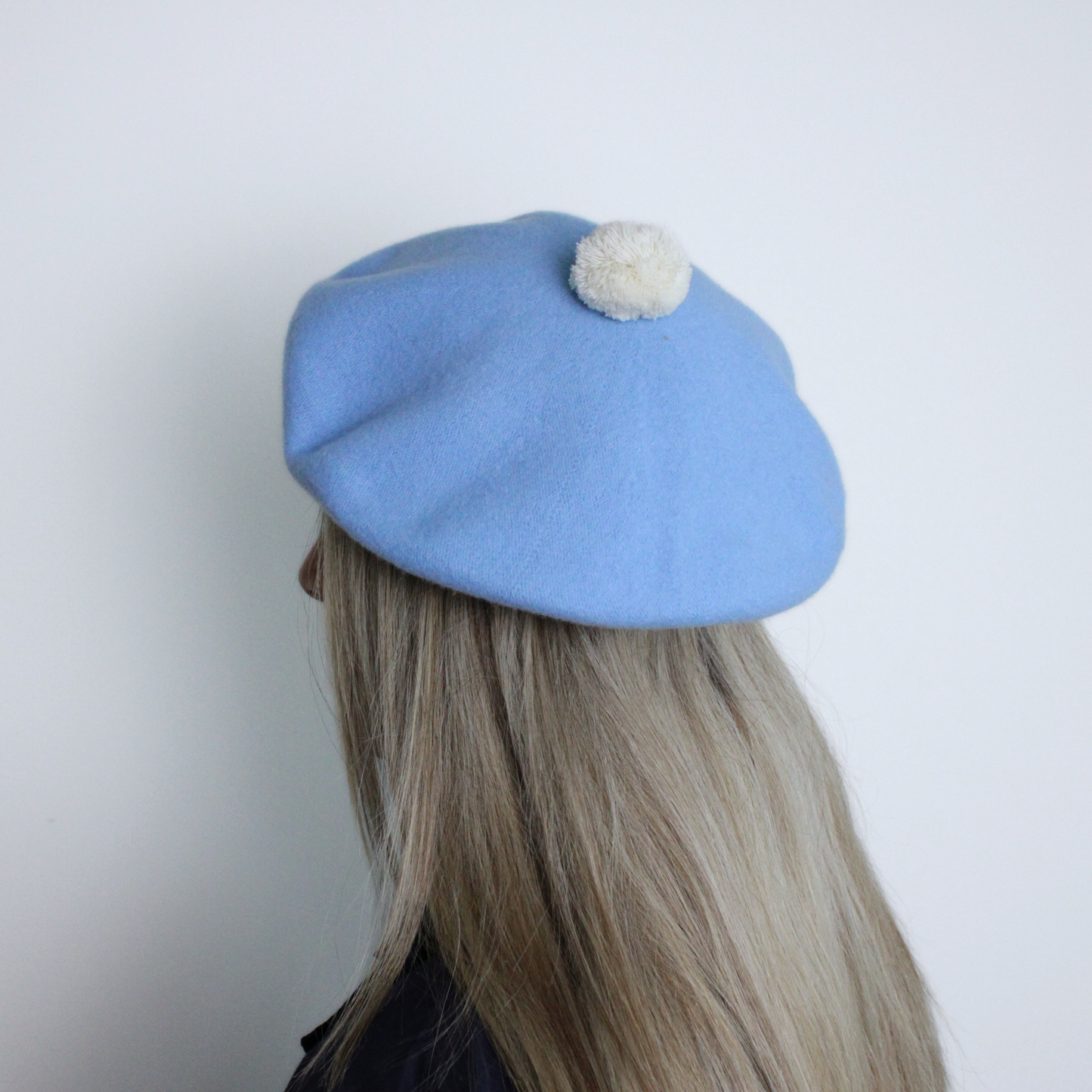 Nueva Colección – Boina de Lana | Con Pompóm